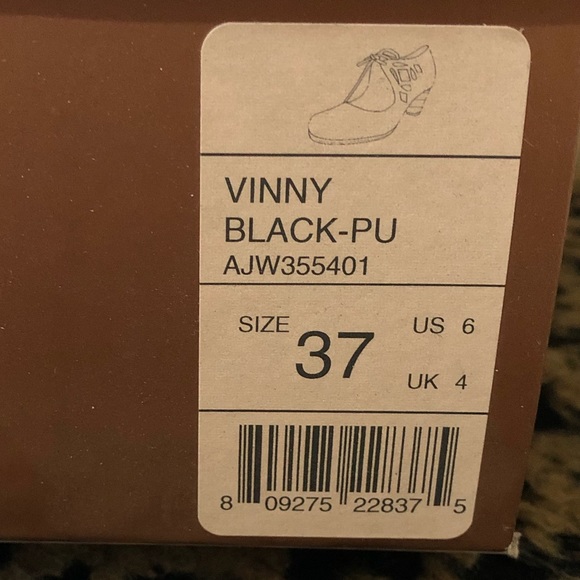 Chelsea Crew Shoes - Picture 4 of 4